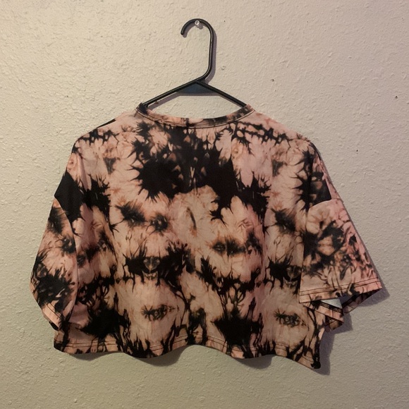 Tie-dye crop top from SHEIN - Picture 2 of 2